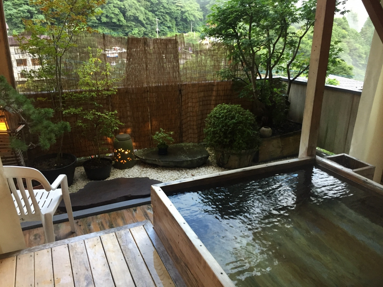 全館畳敷きの温泉宿で過ごすくつろぎ時間4011204