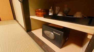 セーフティボックス / 18