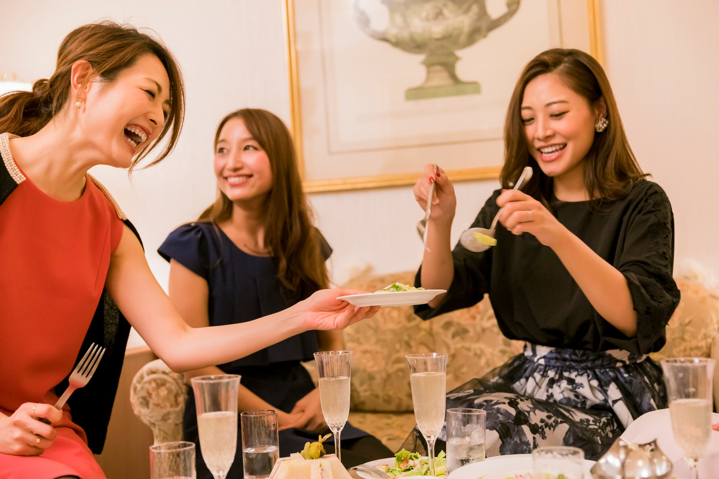 ホテル女子会　パーティー　食事