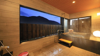 [本館] 温泉半露天風呂付き和室ダブルベッド 禁煙(大人料金：3歳以上,0-3歳添い寝のみ)