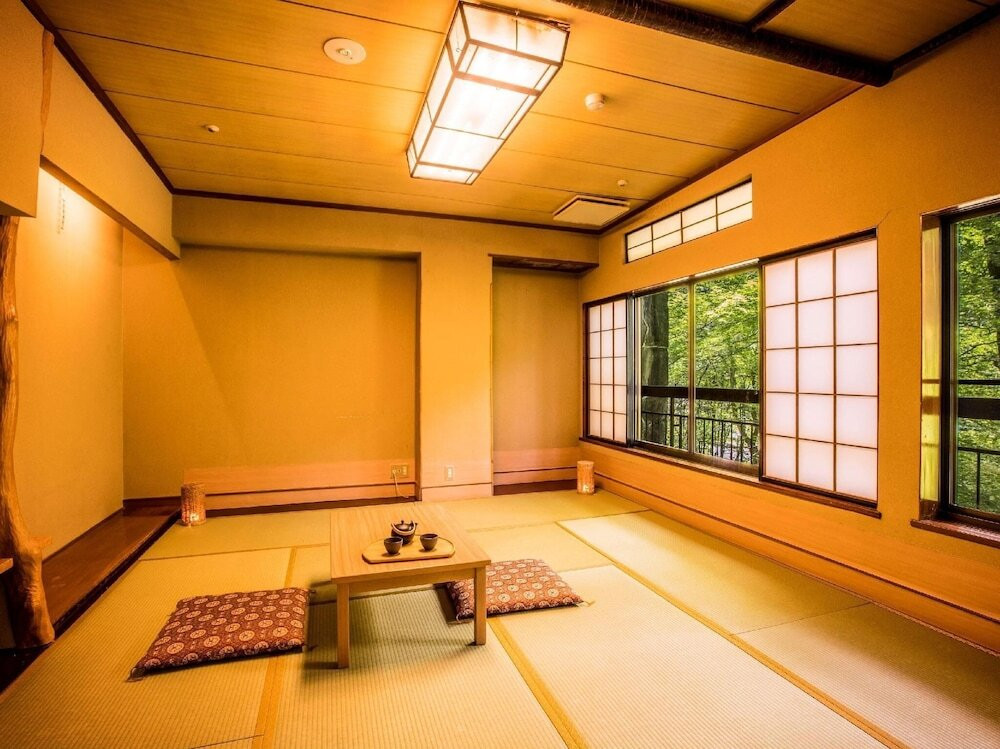 駅から徒歩圏内でアクセス◎！温泉もバイキングも欲張りに楽しんじゃお♪3562038