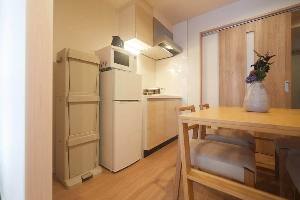 客室内のダイニングエリア