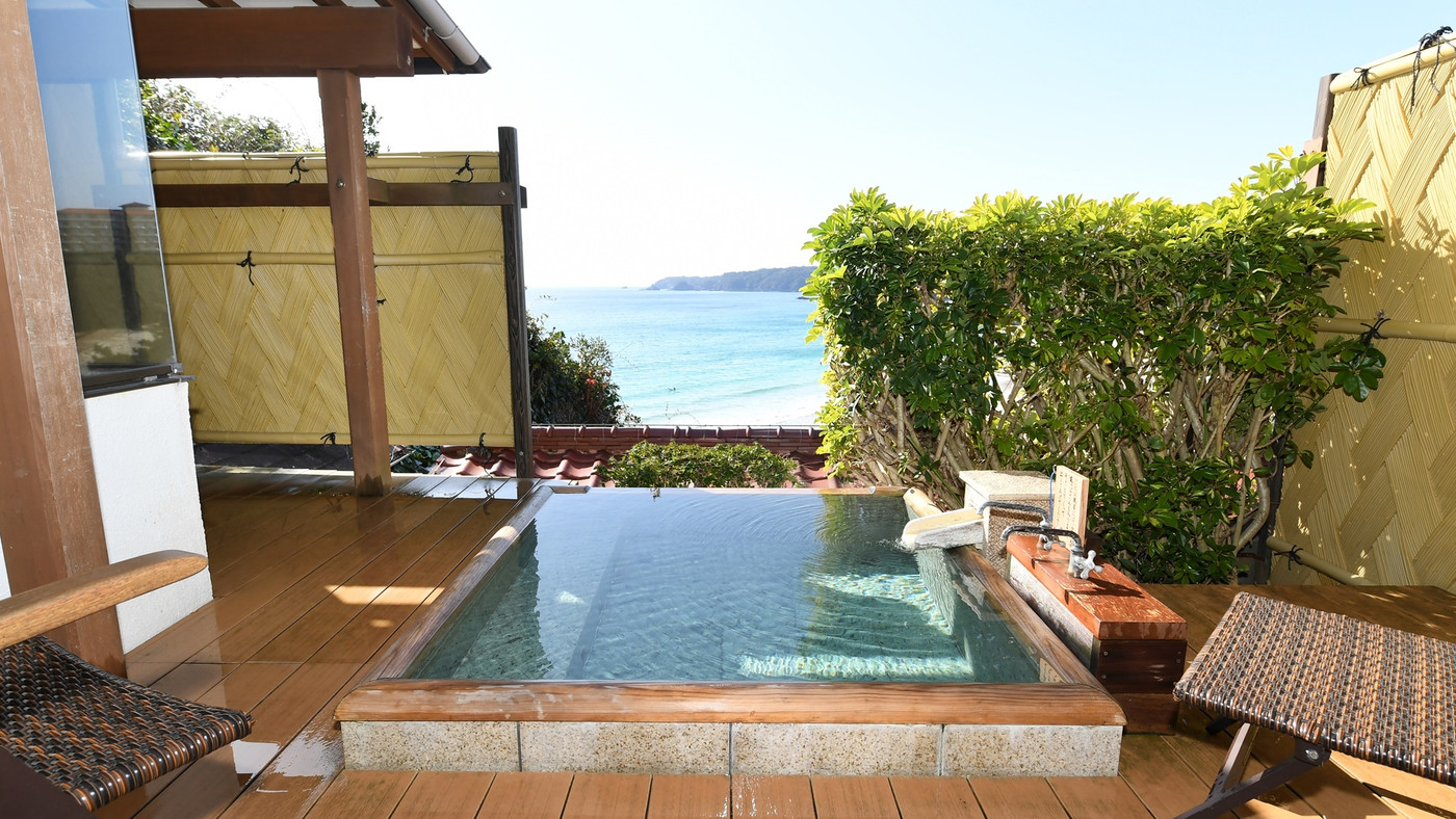 お部屋とお風呂の全てがオーシャンビューで心が解き放たれる3528009