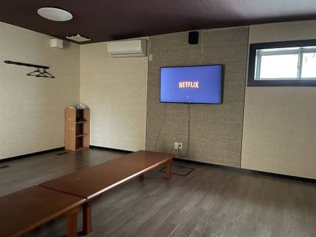 Nirai Beach Villa / 4