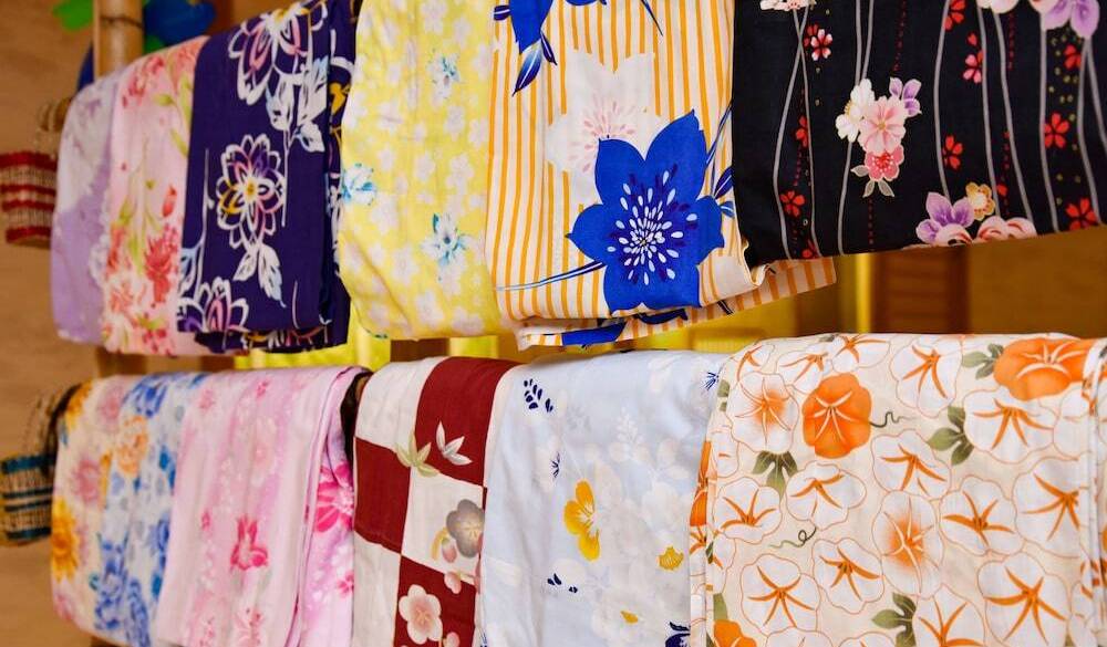 レンタルの女性用色浴衣（有料） / 3