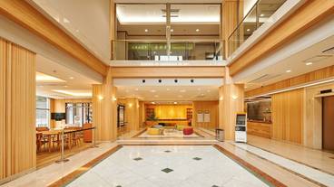 内部エントランス / 2