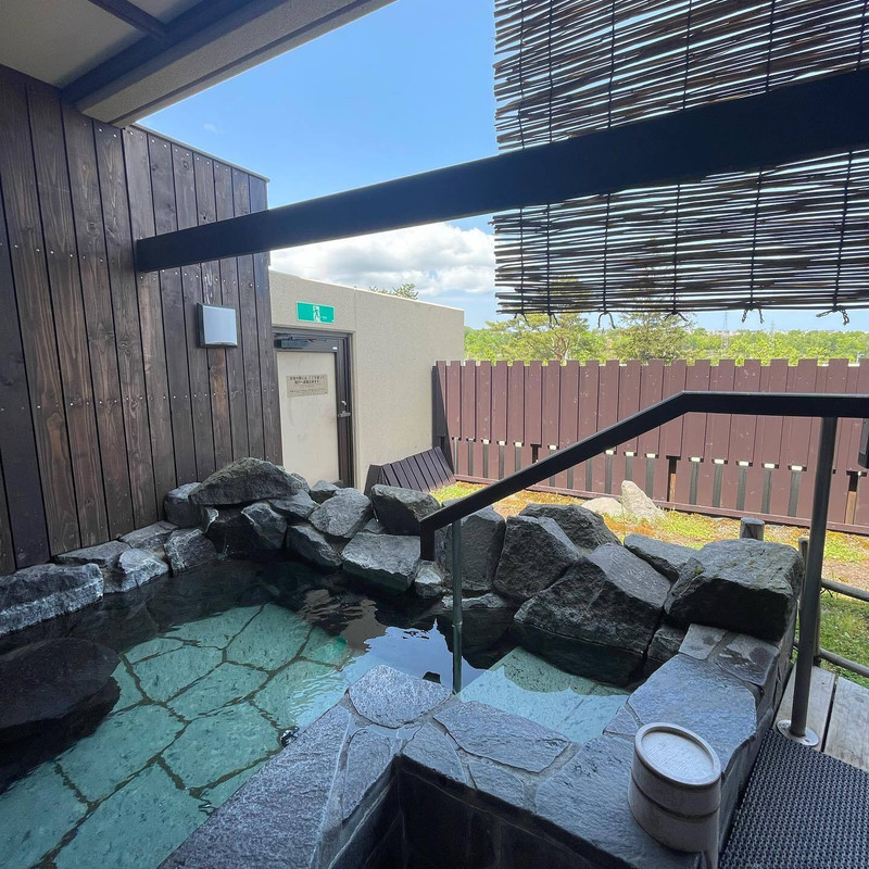 客室露天風呂の一例(2)