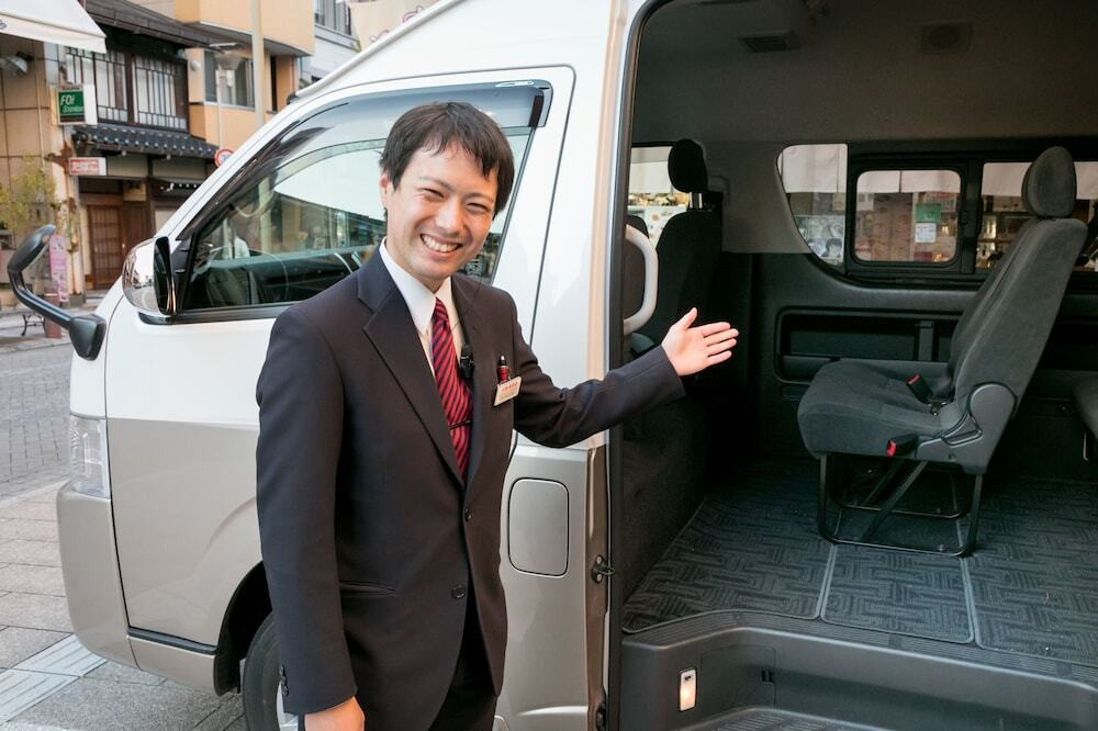 チェックイン / チェックアウト キオスク