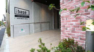 施設の入り口 / 4