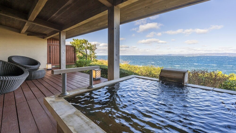 “海を味わい尽くす”ための温泉宿3912115