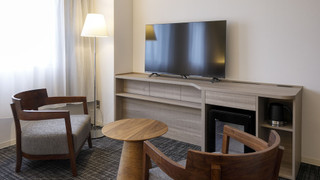 デラックス ツインルーム　大人3名予約でベッド1台追加(85cm幅)