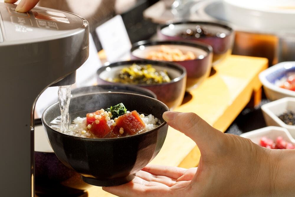 朝食