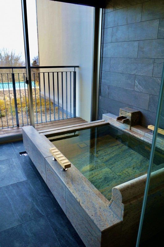 客室ごとに、温泉あります。温度設定も心地良かった。