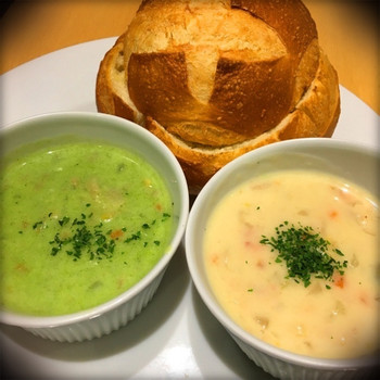 「クラムチャウダー・ガーデン 幕張」料理 797909 無類のクラムチャウダー好きにはたまらないお店です。
4種類のクラムチャウダーから最大2種類選べます。
食べ方はパン、ヌードル、ドリアの3種類から選べます。
今日は初だったので、無難にオーソドック...