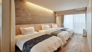 トリプルルーム ベッド (複数台)