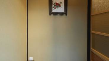 施設の入り口 / 2