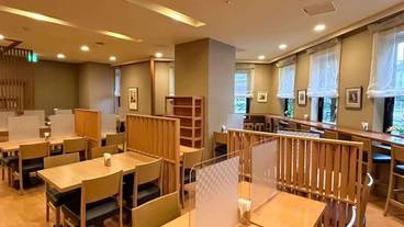 朝食スペース / 4