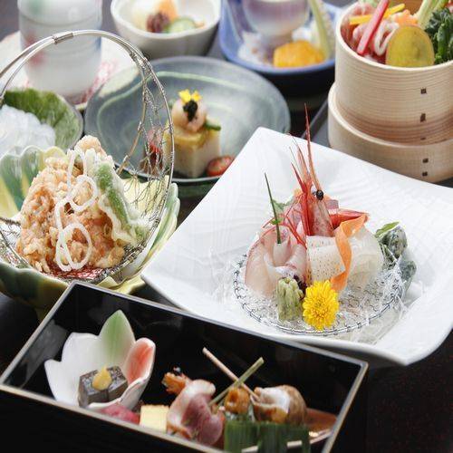 相模湾の海の幸を
お部屋で味わう / 2