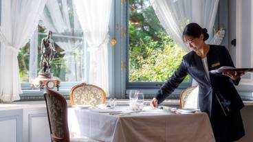 ル シェーヌ 朝食スペース / 3