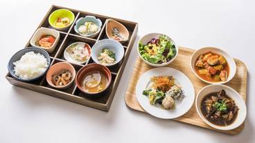 朝食ビュッフェ / 9