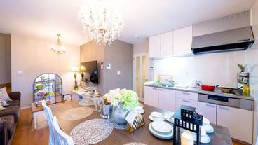 客室内のダイニングエリア / 25