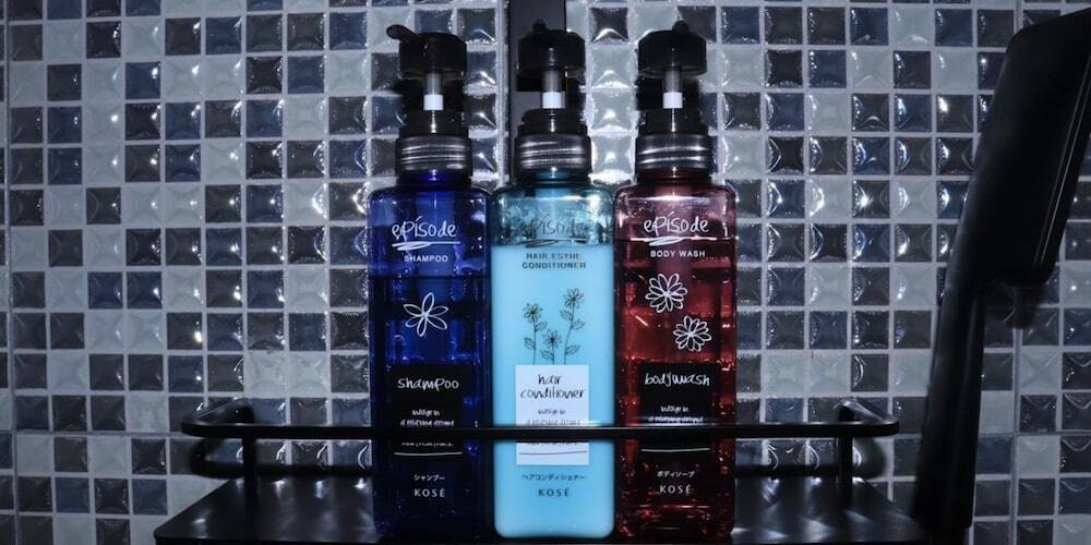 バスルームのシャワー