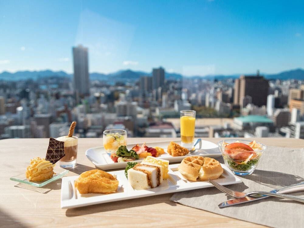 朝食
