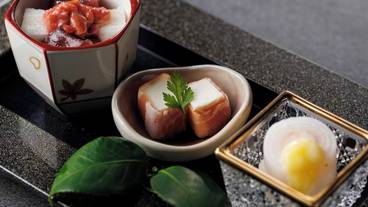 食事・飲み物 / 27