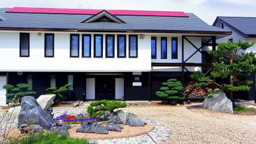 施設の正面 / 11