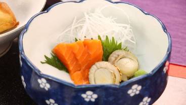 食事・飲み物 / 10