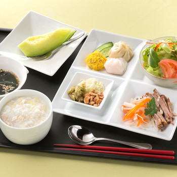 目覚めの体に染み入る「中華粥」♡和洋中から選べる朝食4005687