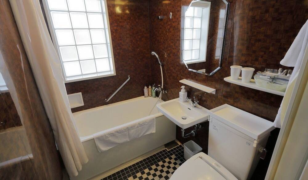 コーナーツインのバスルーム例 / 2