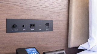 ルーム クイーンベッド 1 台 (High Floor)