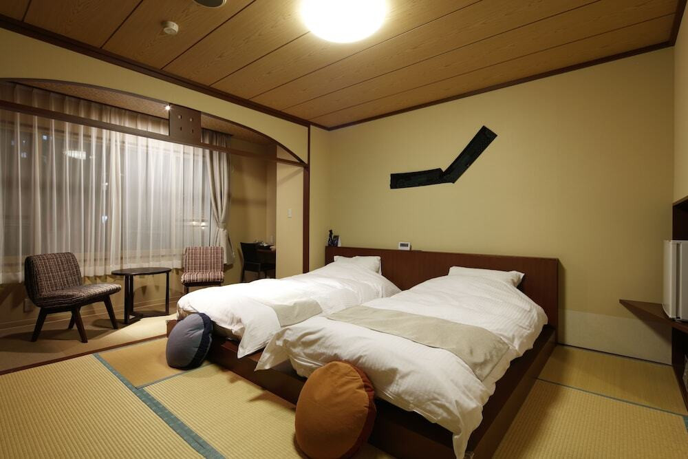 5．湯の川温泉　笑　函館屋3916230