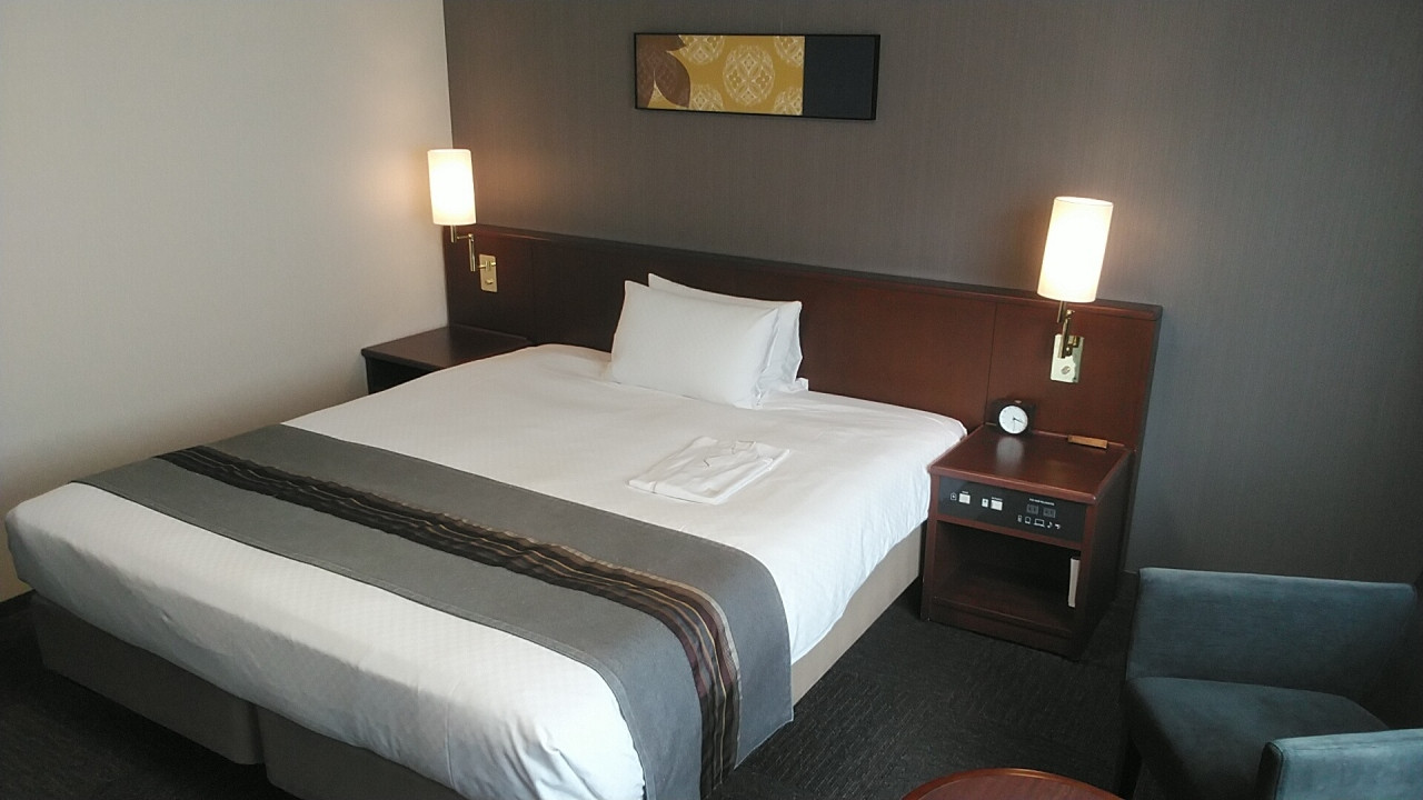 168cmのシモンズのベッド