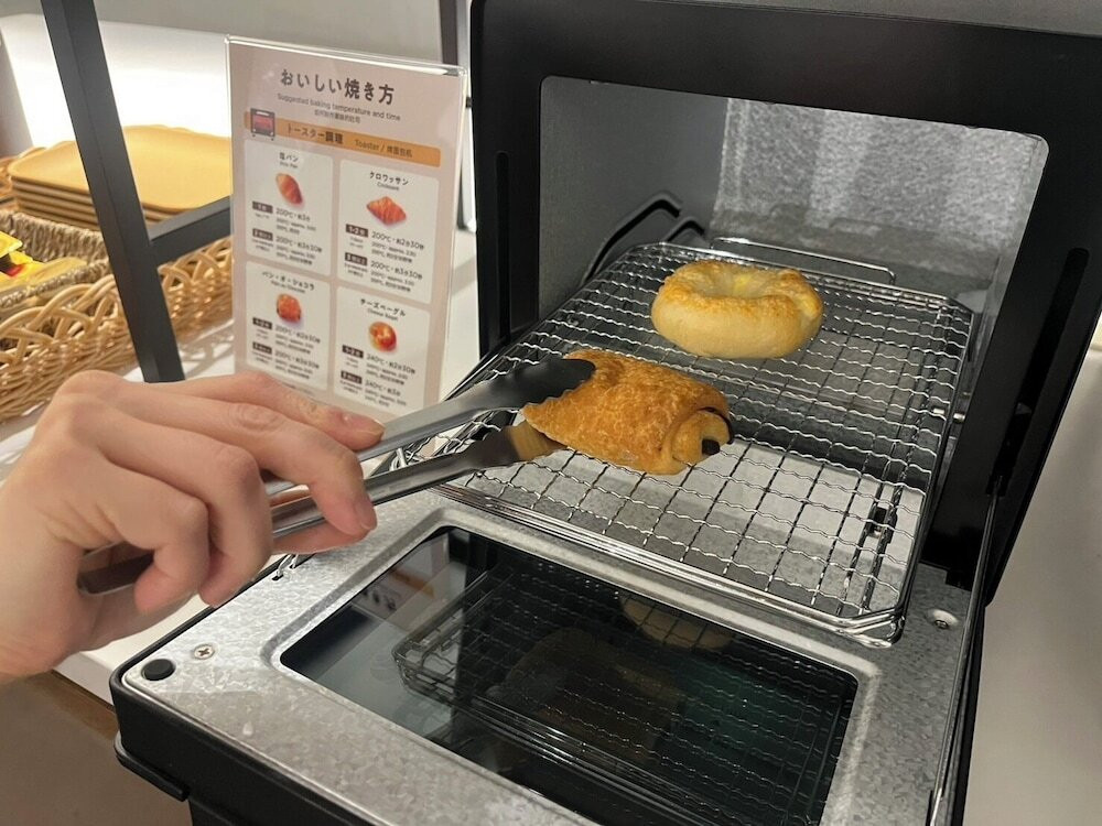 朝食