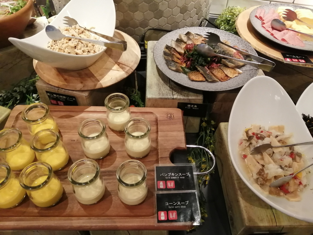 朝食ビュッフェ