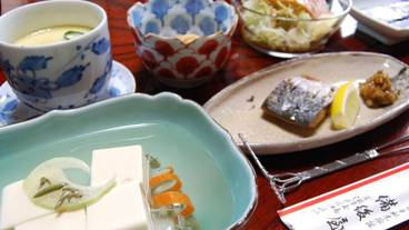 食事・飲み物 / 10