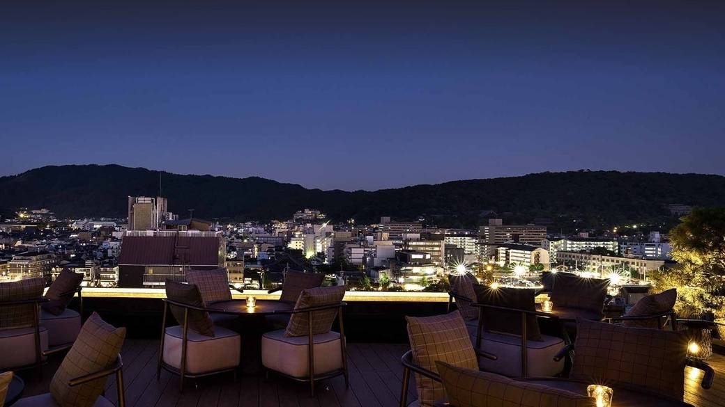 ループトップバーからの夜景 / 1