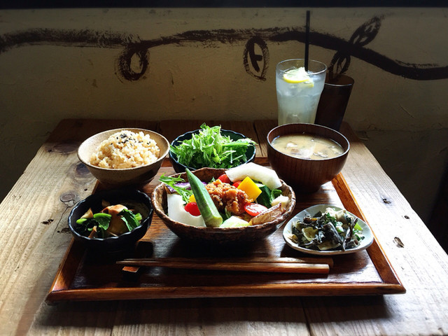 体に優しいランチが食べたい 大阪のオーガニック料理店7選 Icotto イコット