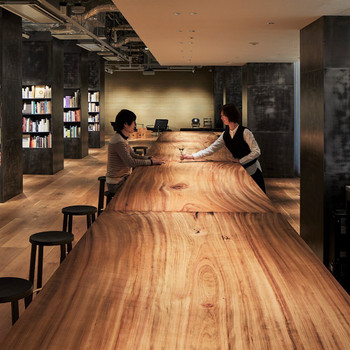 しっとりとカクテルを味わえるカフェ＆バー「Salon（サロン）」3728243