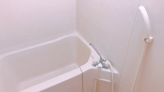 【禁煙】本館ベッド/1名～3名（8畳・バストイレ付）