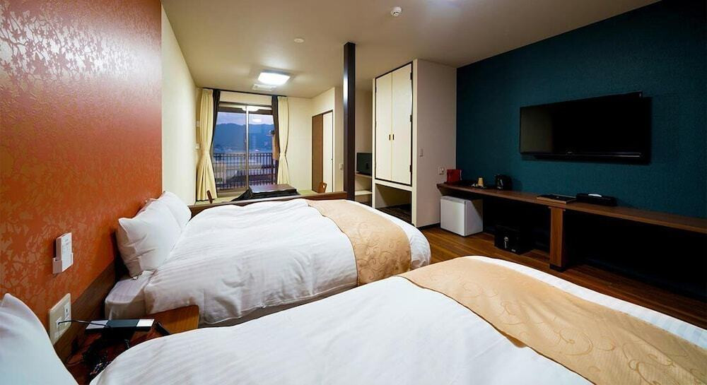 畳のスペースが嬉しい♪モダンな和洋室でまったり過ごそう3967819