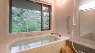 スタンダードツイン52平米｜バリアフリートイレ部屋有 [ツインルーム] [禁煙] [マウンテンビュー]