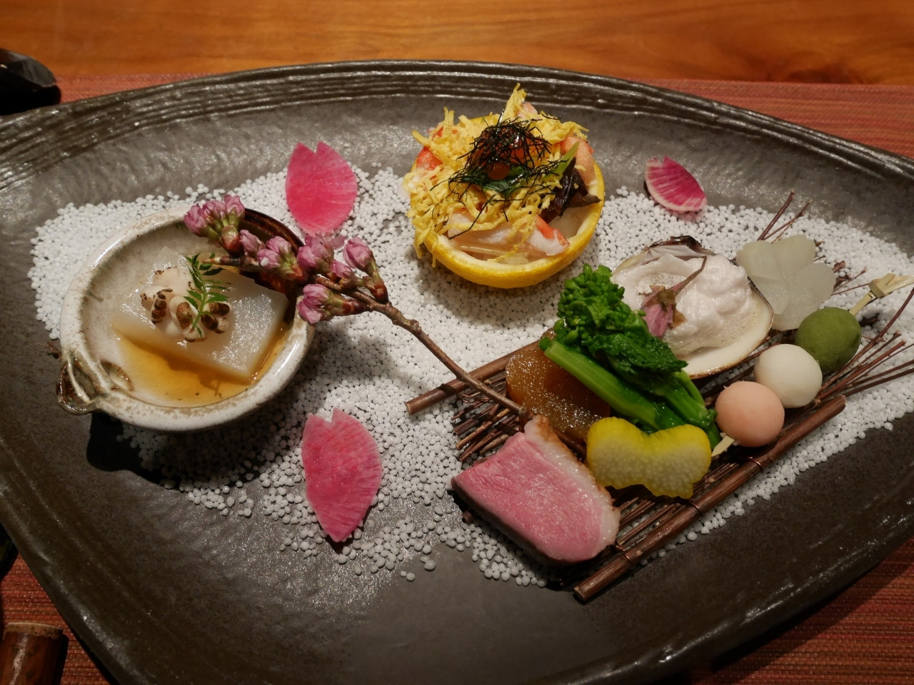 体の中から満たされる。宿自慢の創作料理3702161