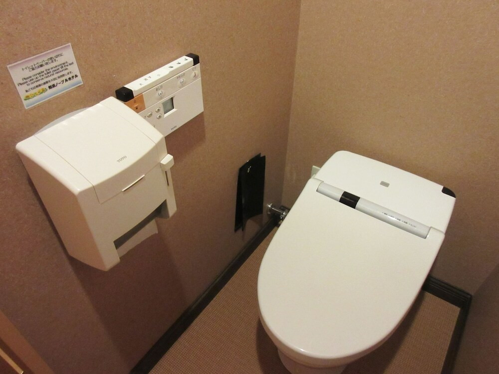 客室トイレ一例