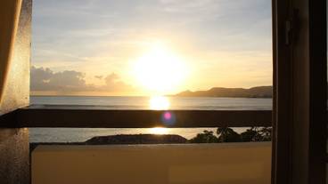 ビーチ / オーシャン ビュー / 4