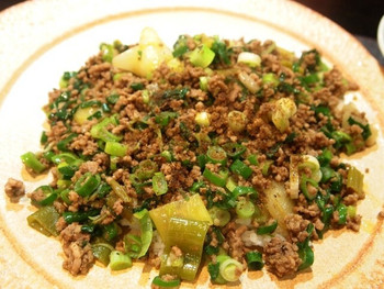 「ラヴィリンス」料理 892330 ネギまみれの肉キーマカレー