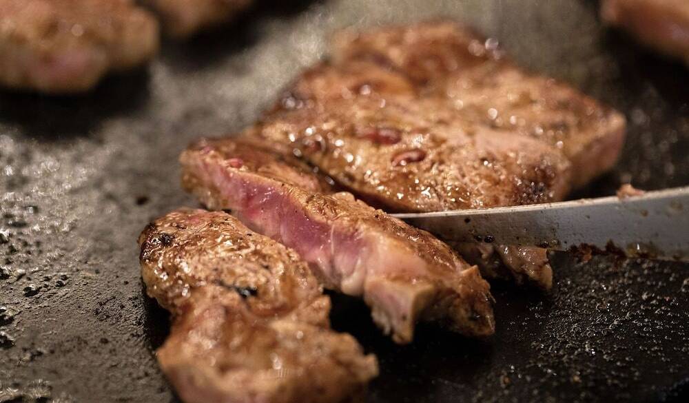 夕食一例／焼き立てステーキ / 3