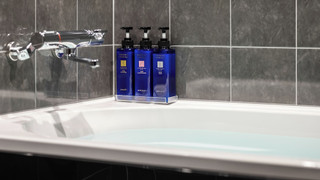 スタンダードワイドキング禁煙（2460mm x 2050mm)